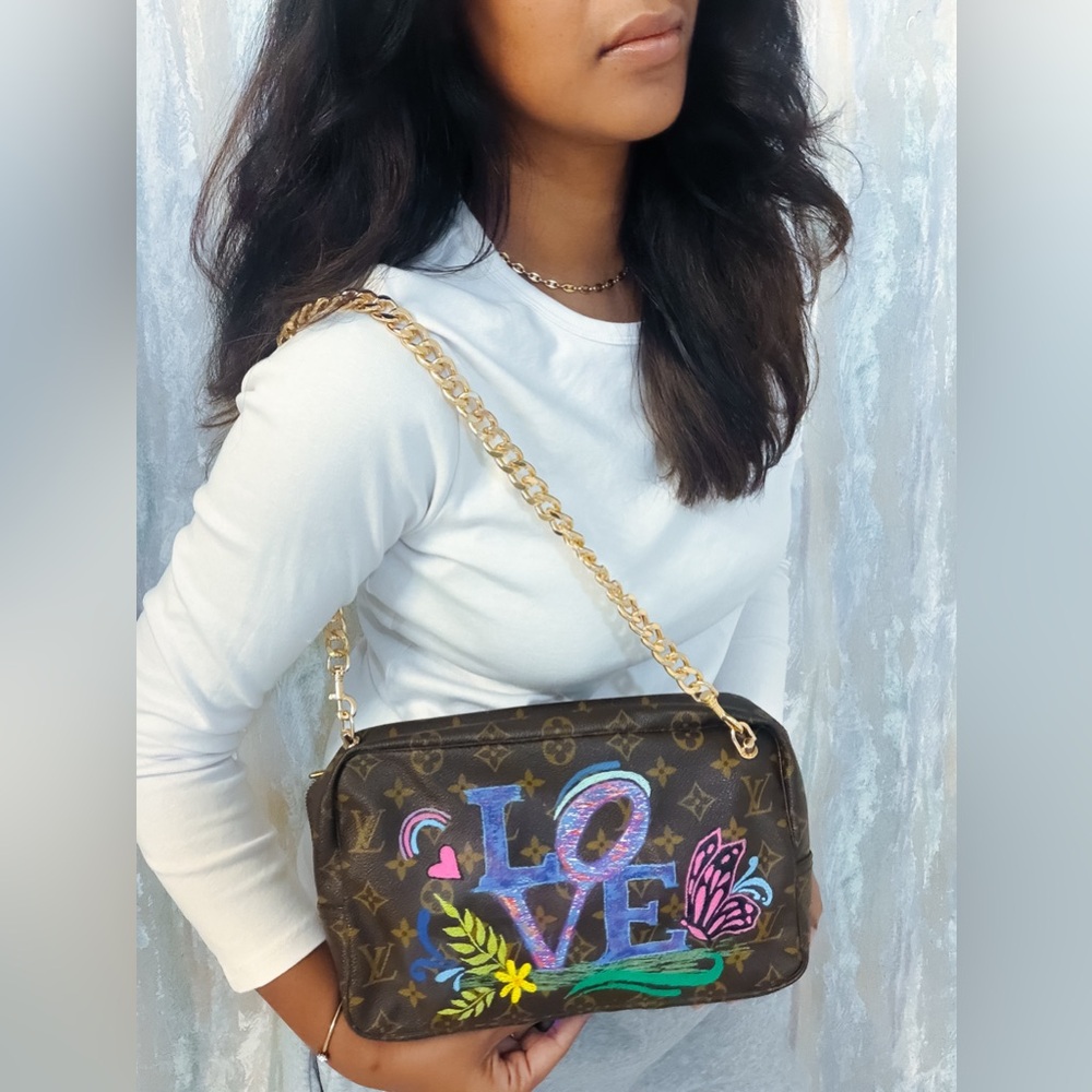 Louis Vuitton Monogram hand-painted crossbody 💙💐 - Picture 13 of 14